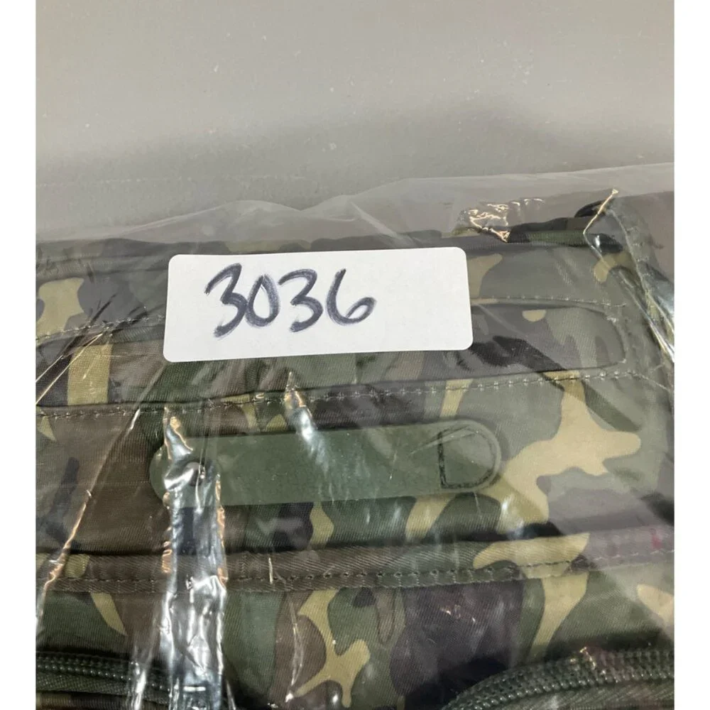 Lug Puddle Jumper LE Convertible Tote Bag, Unisex Camo Green - Ideal for Travel, - Picture 7 of 7